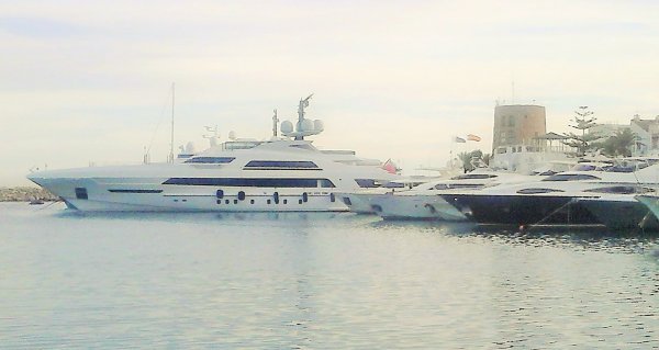 2014-10-25 18.43.00.jpg 2014-10-25 18.43.00.jpg