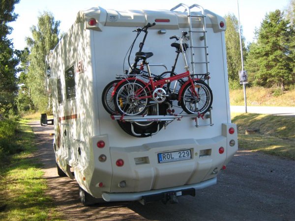 Bild 002, nya cykelhållaren (Large).jpg Bild 002, nya cykelhållaren (Large).jpg