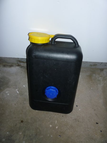 Avloppstank_19liter.jpg