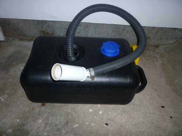 Gråvattentömning.jpg Gråvattentömning.jpg