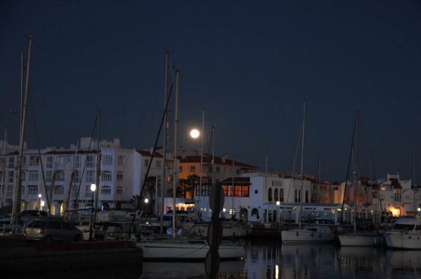 20150305 Fullmåne över Almerimar.jpg