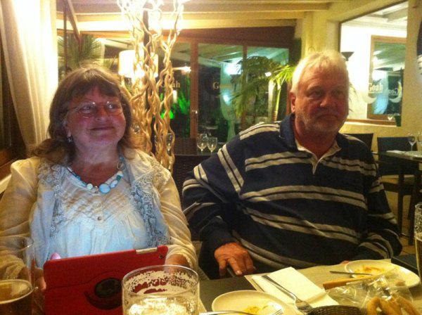 20150309 Väntar på pizza.jpg