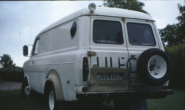 12 Så mycket jobb för infälld nummerplåt.jpg