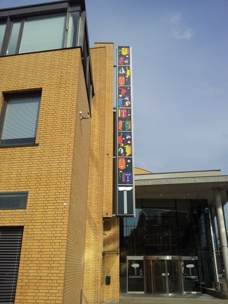 n_image2.jpg n_image2.jpg