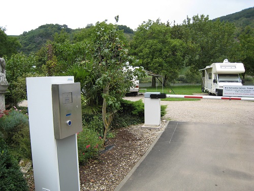 IMG_0143.jpg IMG_0143.jpg