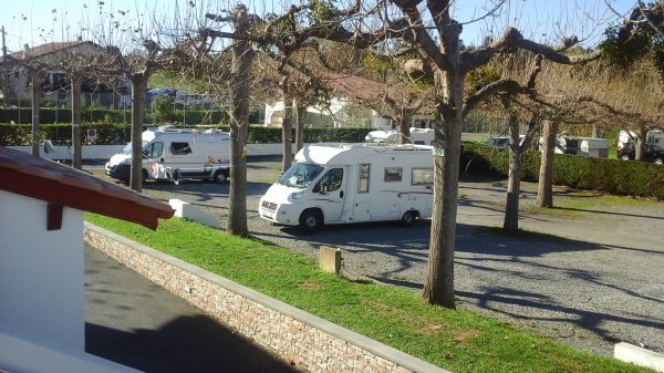 Larrouleta camping 151108.jpg