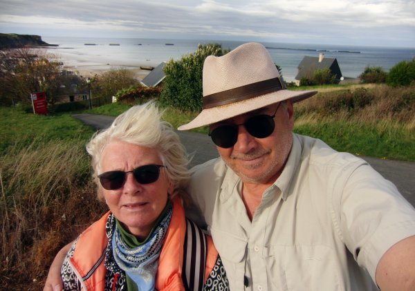 selfie-churchill mulberry harbour.jpg selfie-churchill mulberry harbour.jpg