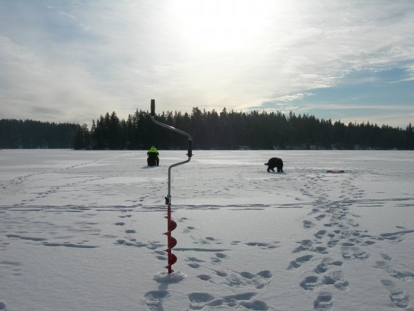 Långfärds skridsko tur på Säven 090106,pimpelfiske 014.jpg