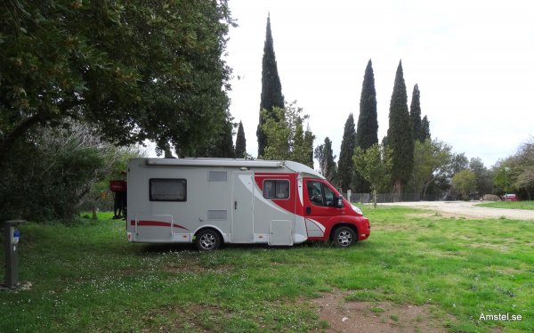 1610AutocampKate.JPG 1610AutocampKate.JPG