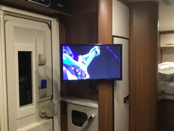 image.jpeg image.jpeg