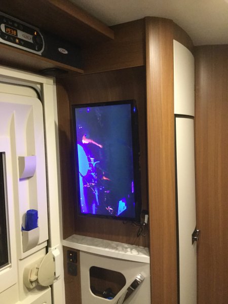 image.jpeg image.jpeg