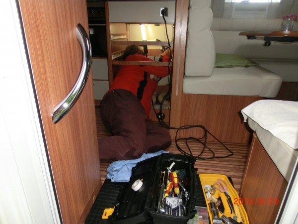 rensatvattenlås husbil (14).JPG