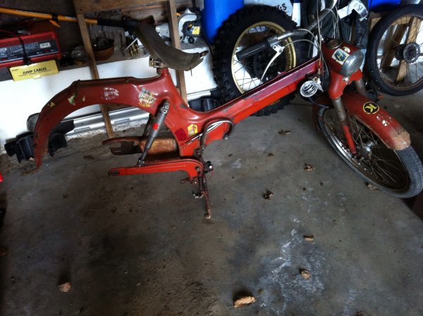 Puch-3.jpg Puch-3.jpg