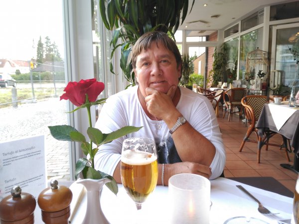 2016-05-15 18.29.44.jpg 2016-05-15 18.29.44.jpg