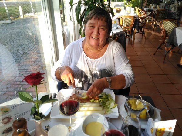 2016-05-15 19.05.23.jpg 2016-05-15 19.05.23.jpg