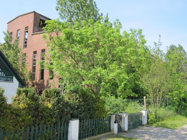 16 Stopp 3. Fabrik.JPG