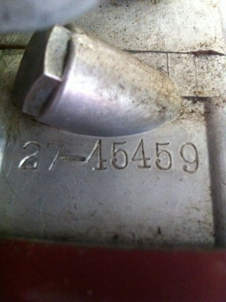 Motornummer.jpg Motornummer.jpg