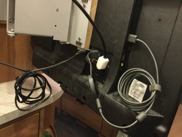 IMG_1011.JPG IMG_1011.JPG