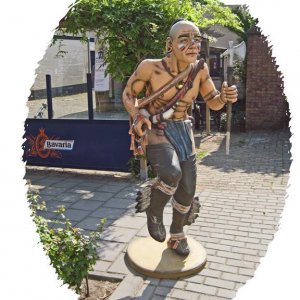 066 En Gubbe på vägkanten