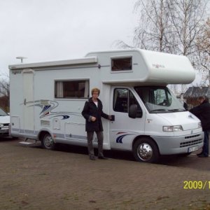2009 11 11 Lynn O Sven Olof Med Husbilen Vid H  Mtning Sorunda 012